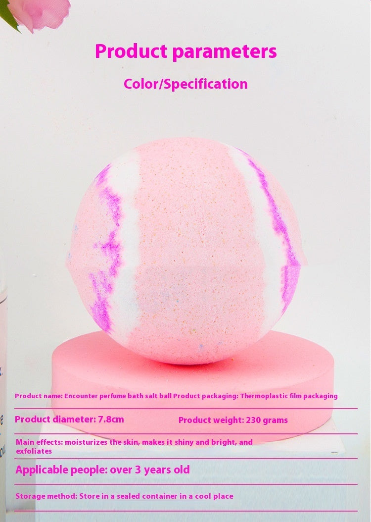 Moisturizing rose bath salt with loofah